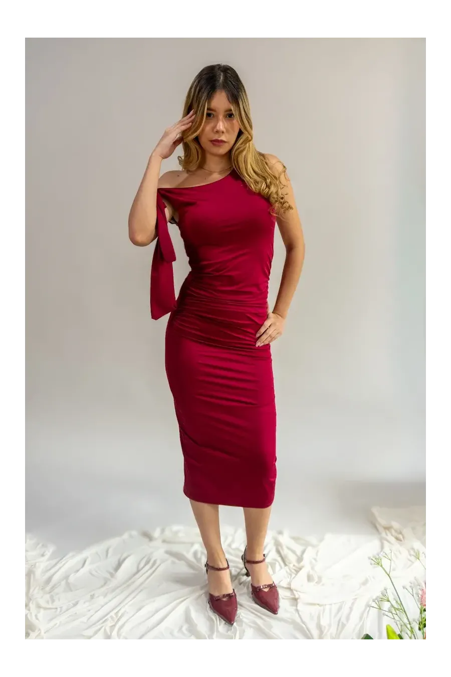 ESSENCE DRESS VINO