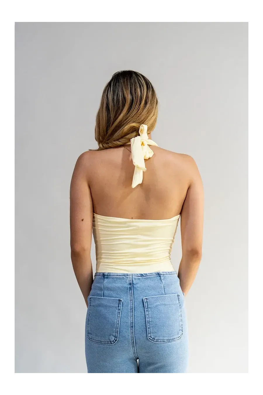 CUT OUT AMARILLA