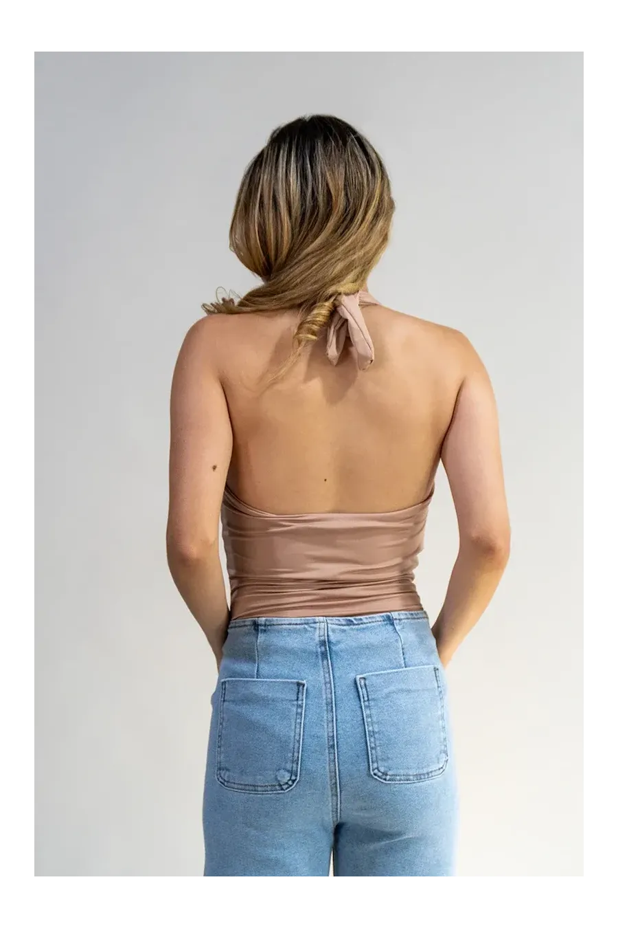 CUT OUT CAMEL