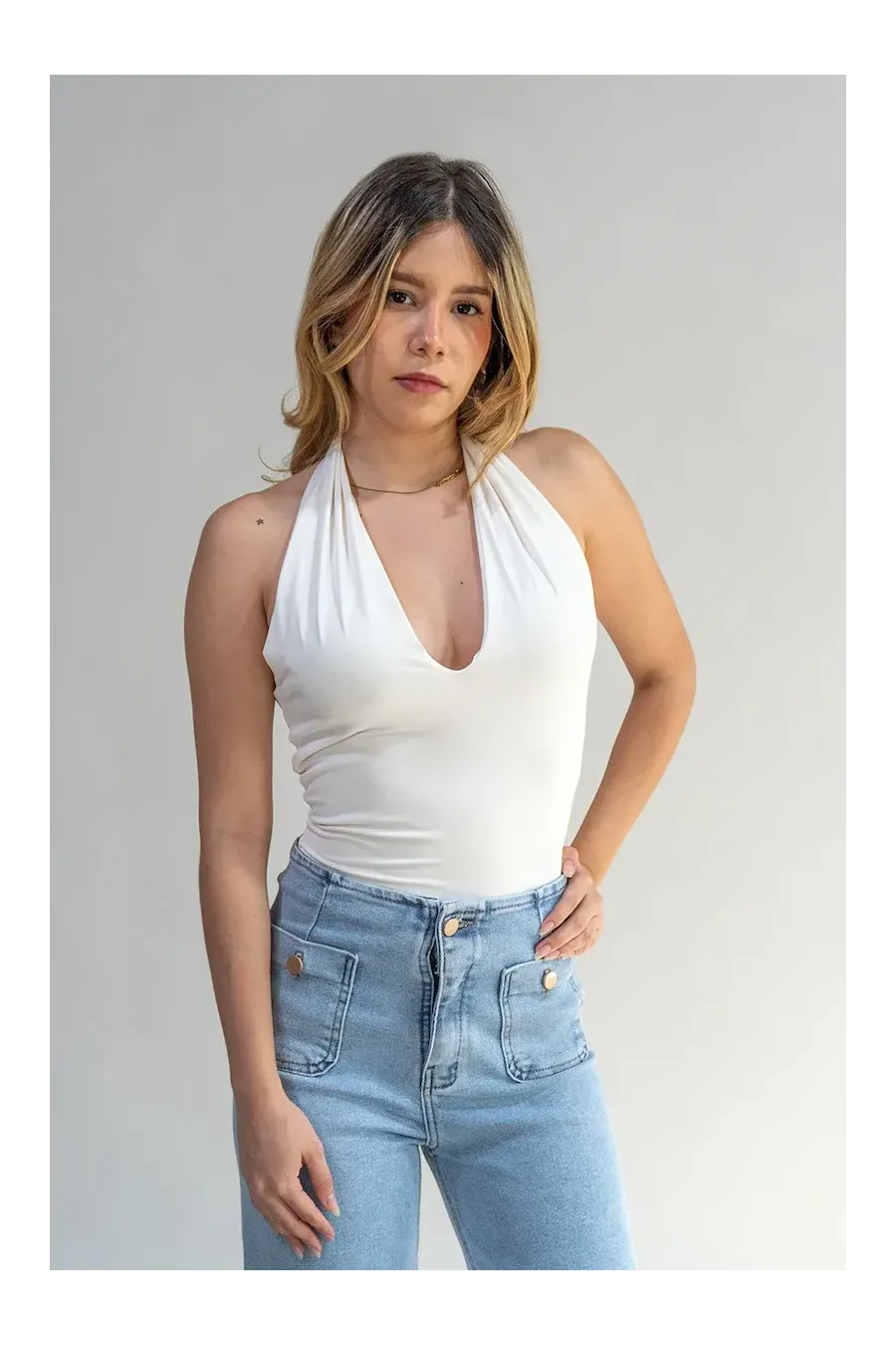 CUT OUT MARFIL