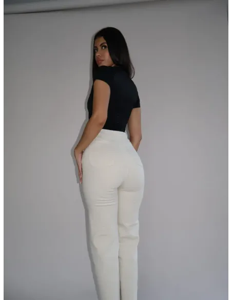 D77 BLANCO HUESO