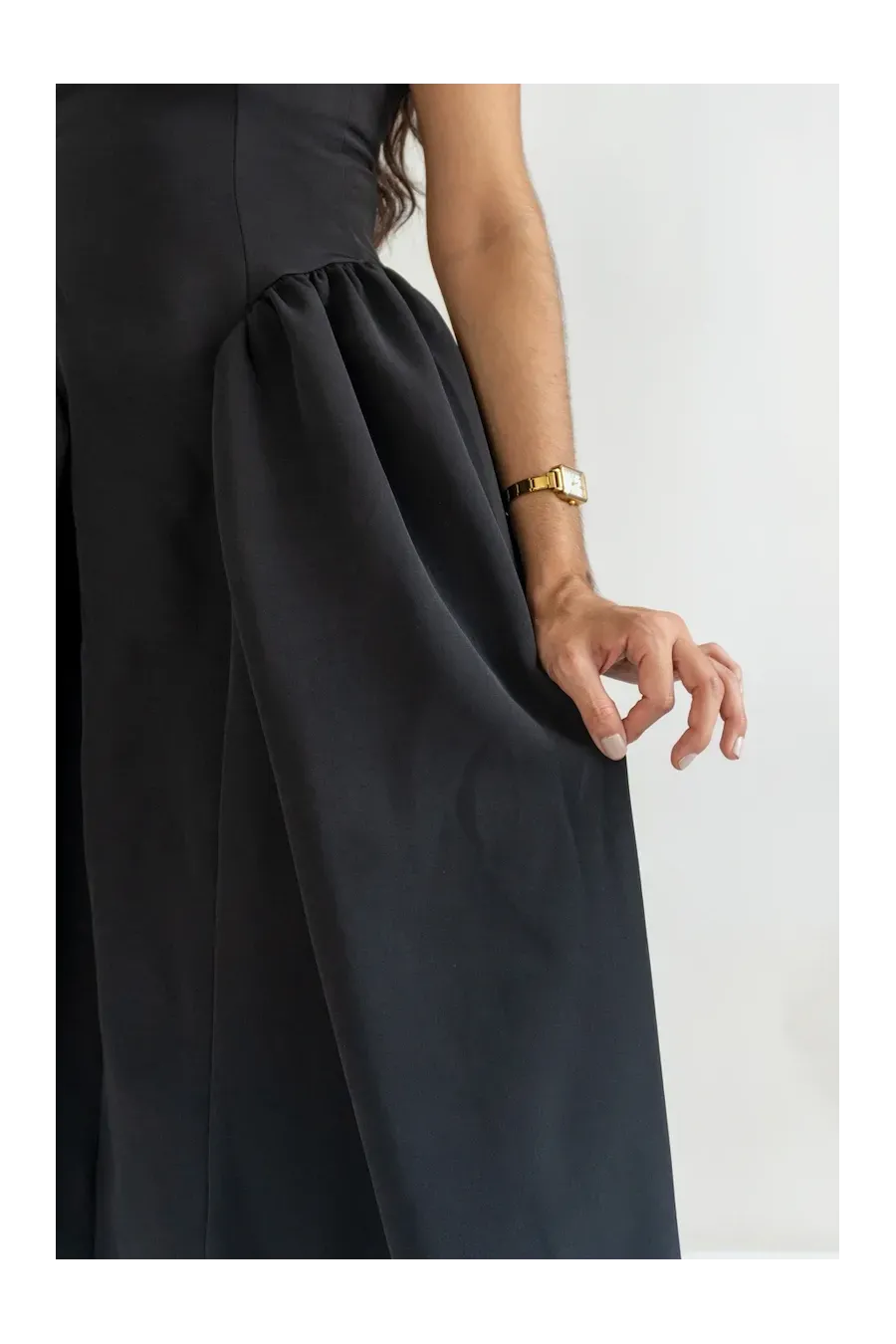 ICONIC DRESS NEGRO