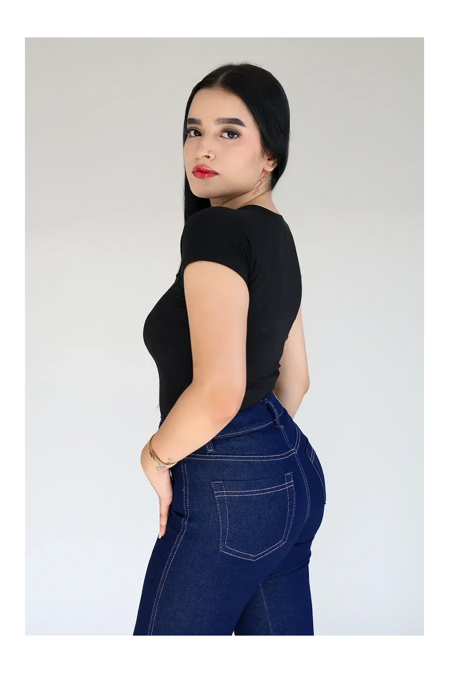 BABBY TEE NEGRA