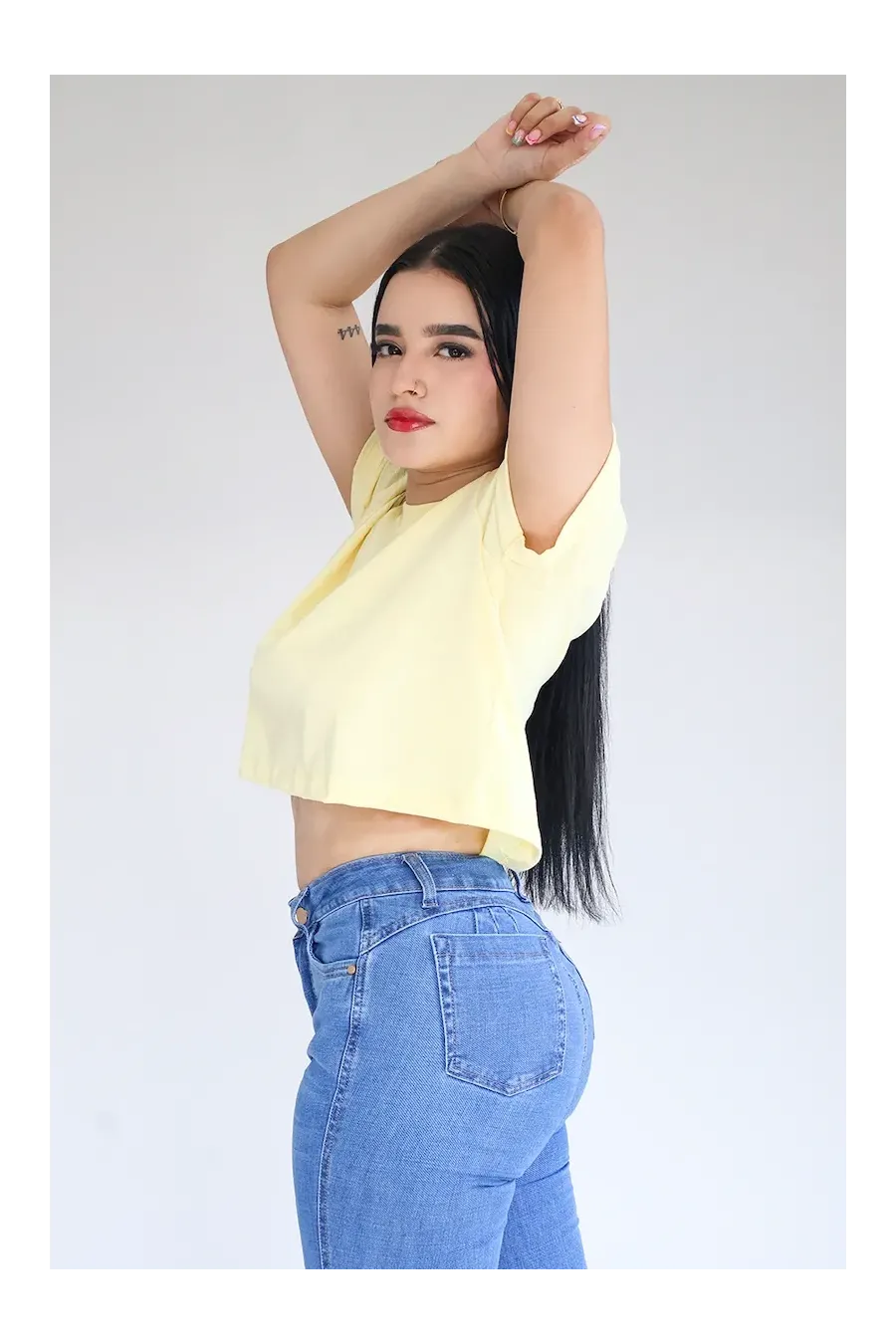 CROP TOP AMARILLA