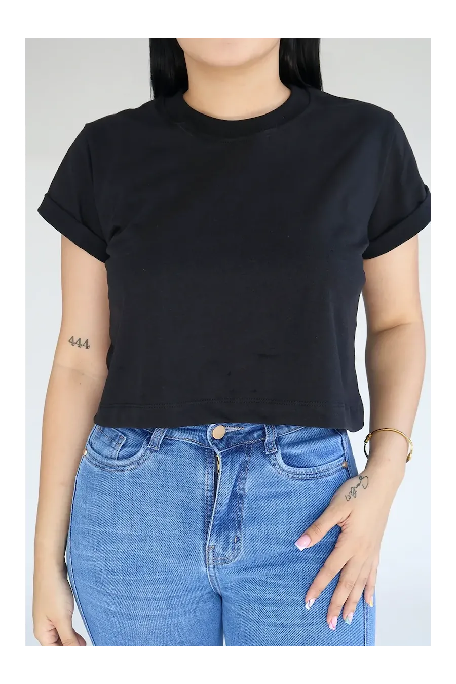 CROP TOP NEGRA