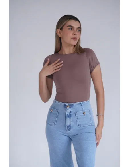 TSHIRT BÁSICA JOHNS